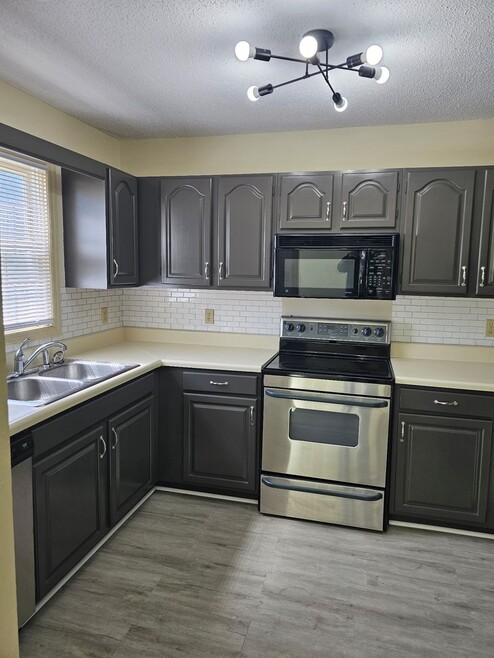 Building Photo - 109 Arcadia Ln