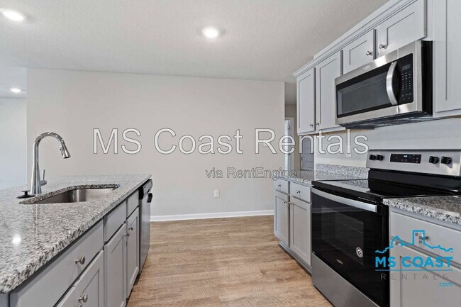 Building Photo - 15236 Cypress Way