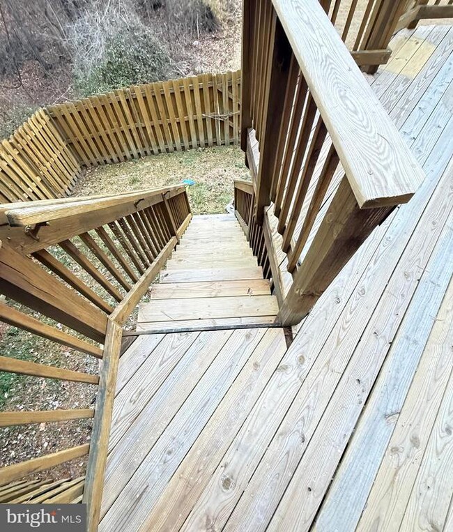 Building Photo - 208 Rugby Rd