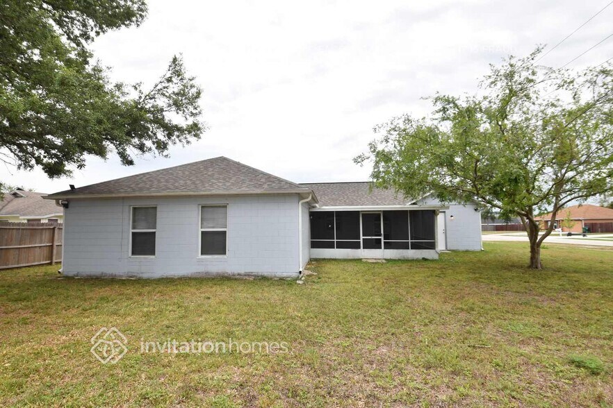Building Photo - 2606 N Juliet Dr