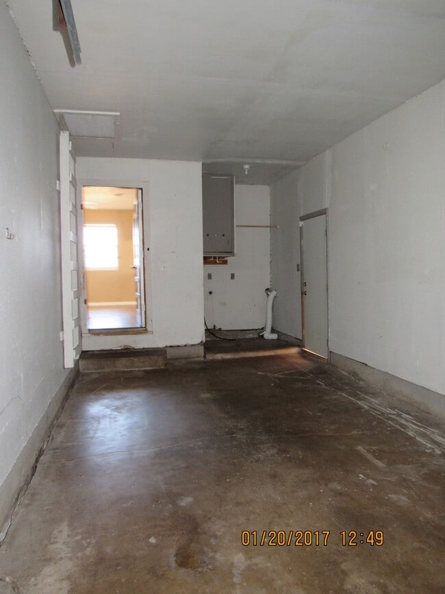 Building Photo - Rolling Meadows!!!