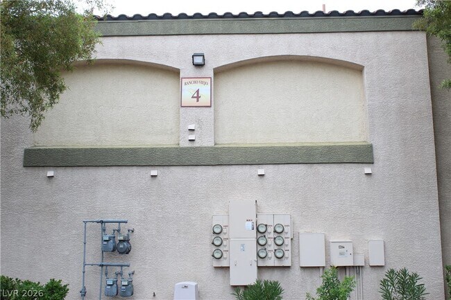 Building Photo - 7885 W Flamingo Rd