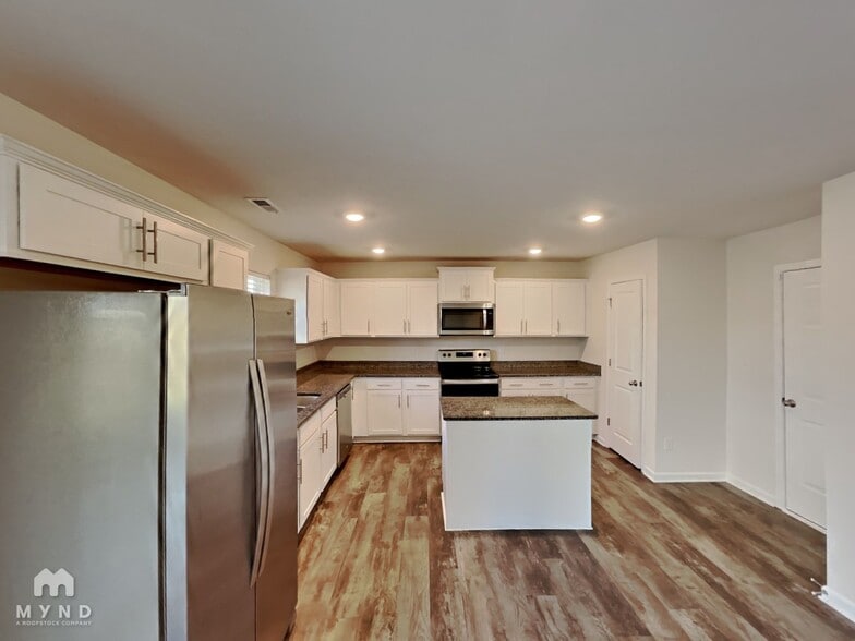 Building Photo - 2128 Ryker Davis Ln