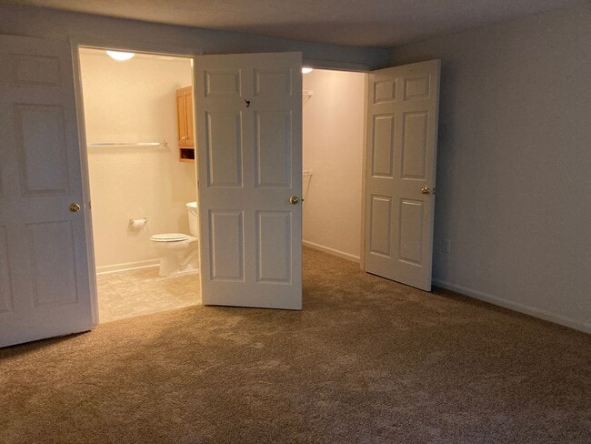 Building Photo - Beautiful 2 bedroom 2 bathroom First Floor Condo in Bel Air