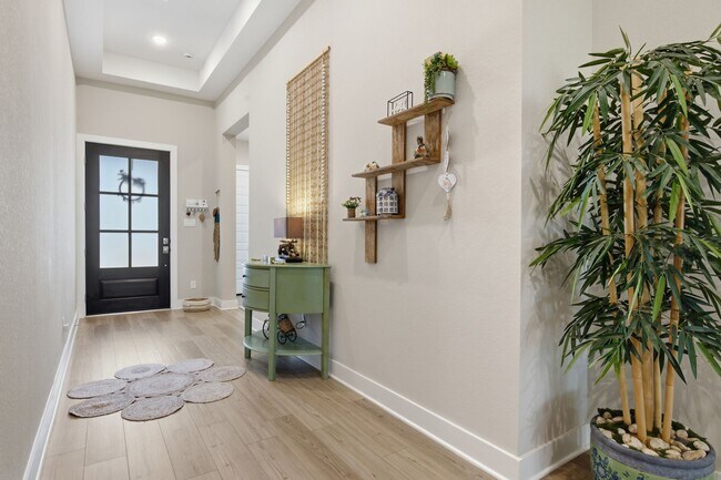 Building Photo - 28065 Willow Gln Dr
