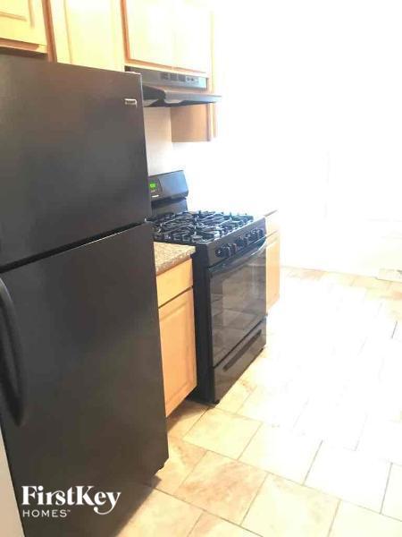 Building Photo - 3322 Woodworth Pl