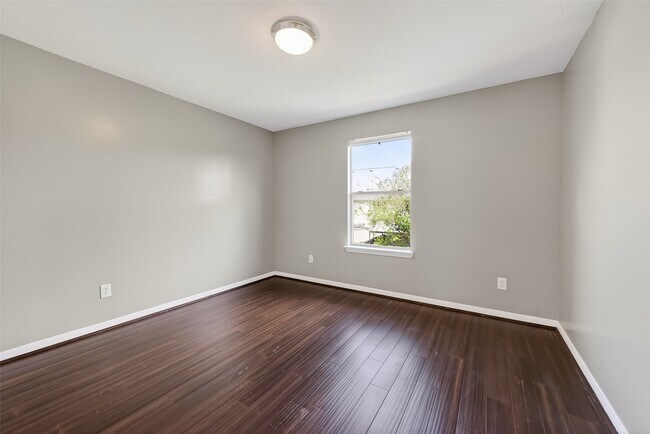 Building Photo - 11735 Alief Clodine Rd