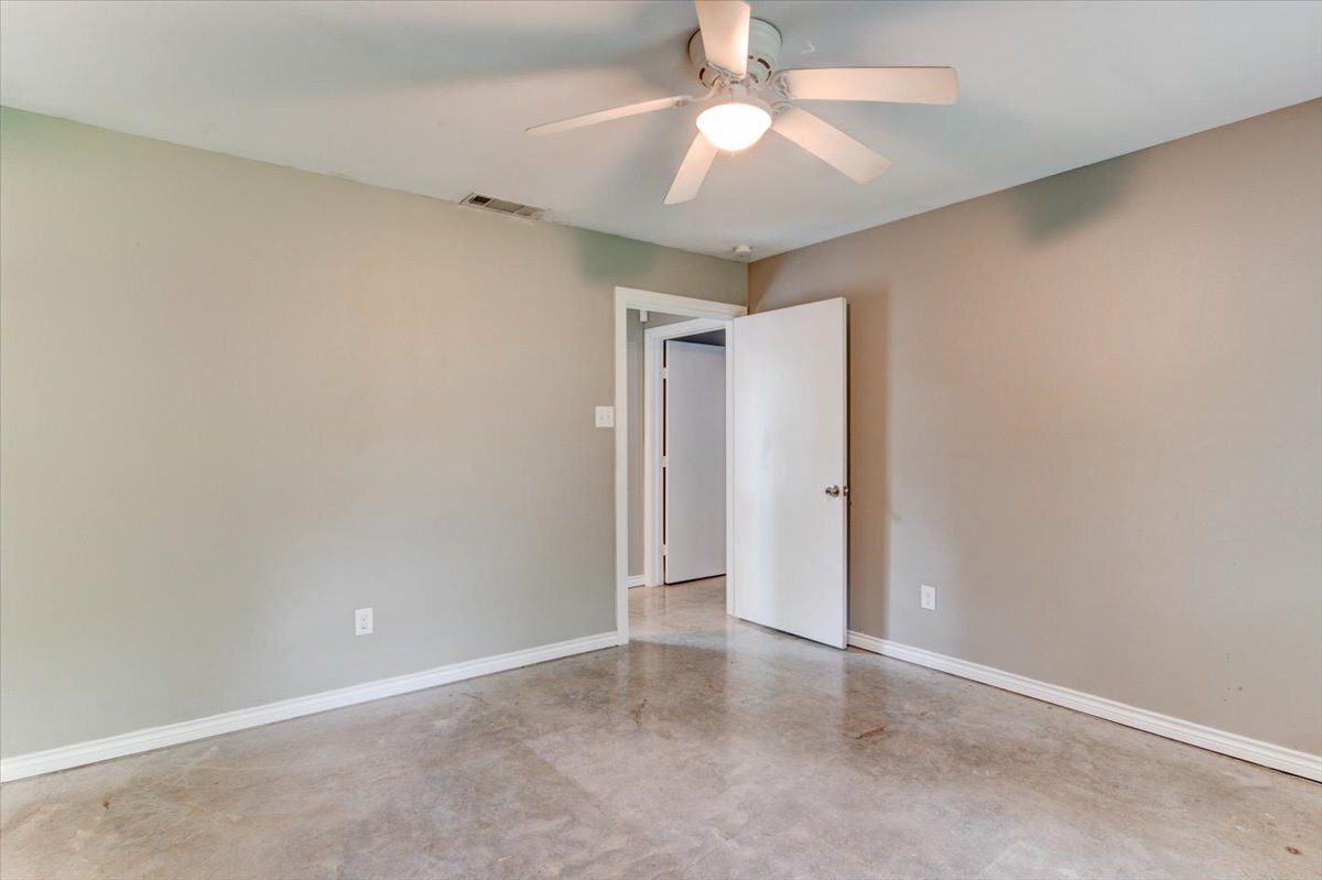 Building Photo - 3558 Winston Rd