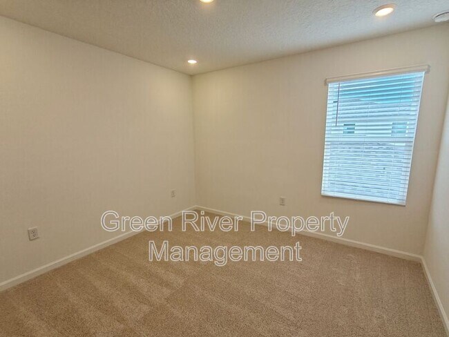 Building Photo - 5724 Lagoon Cruise Wy