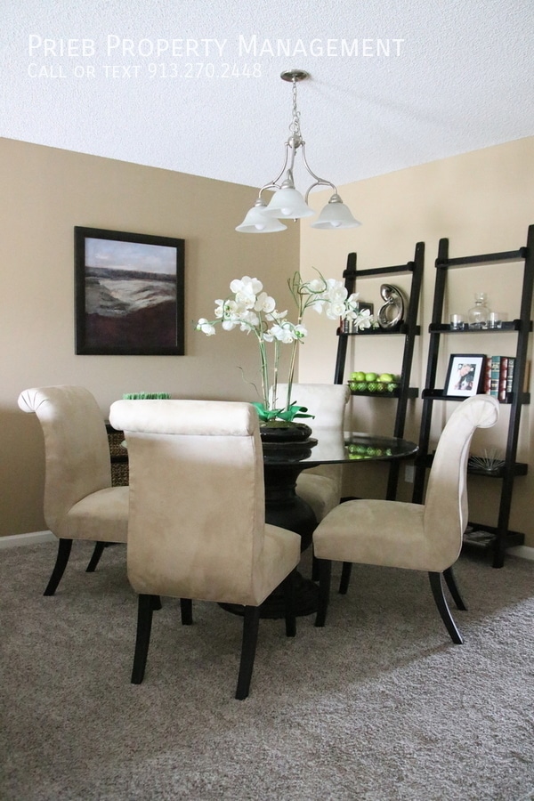 Building Photo - Prairie Haven Townhome - RENTED