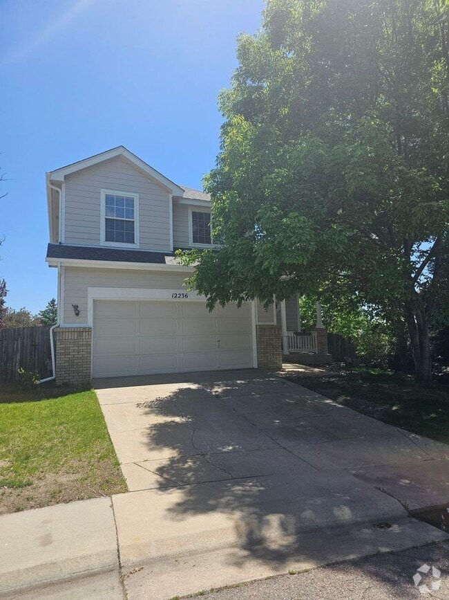 Building Photo - Single Family Home with Large Backyard