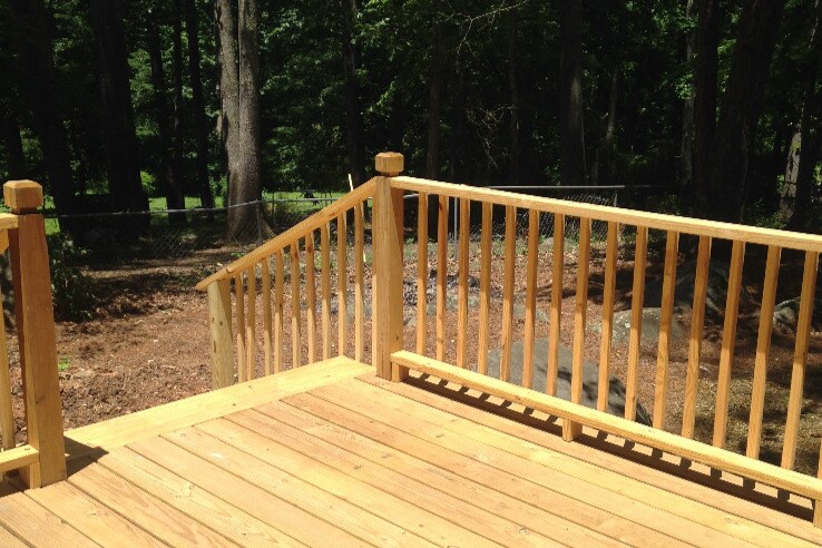 large deck for grilliing or chilling - 126 Rusk St