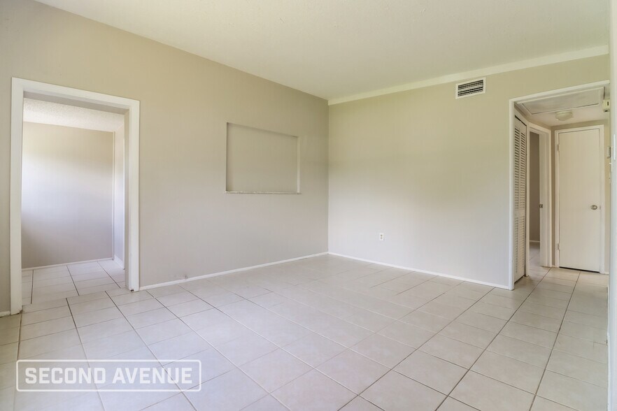 Building Photo - 8549 93rd Ave