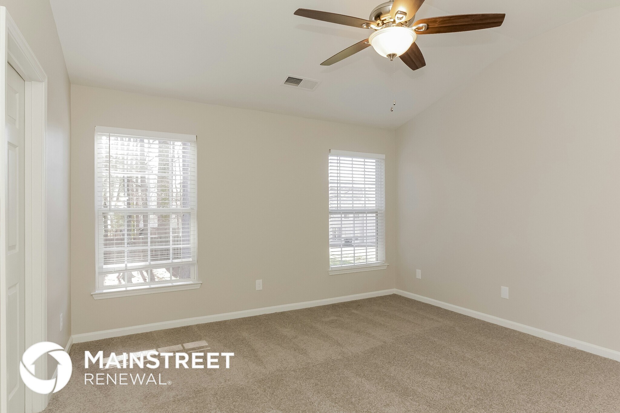 Building Photo - 9302 Chastain Walk Dr