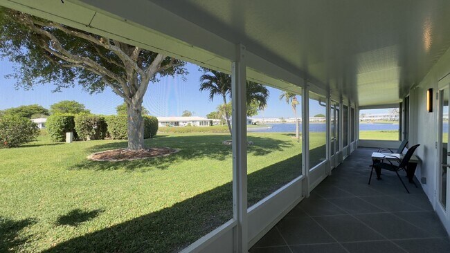 Building Photo - Lakefront 2BR Home in 55+ Leisureville Community