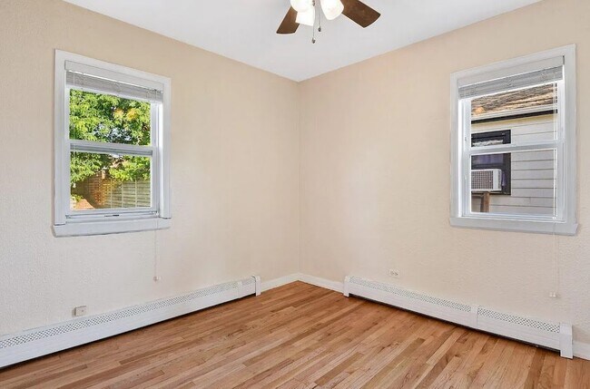 Building Photo - Remodeled Single Family with Yard and Huge...
