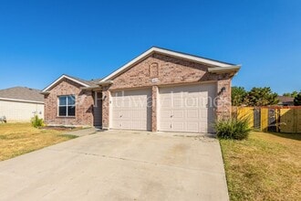 Building Photo - 1405 Dundee Dr
