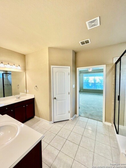Building Photo - 3155 Sunset Cove