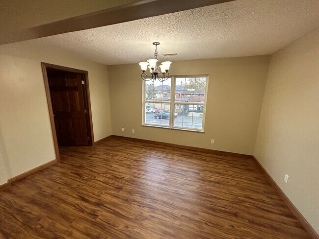 Dining Area - 505 50th St SE