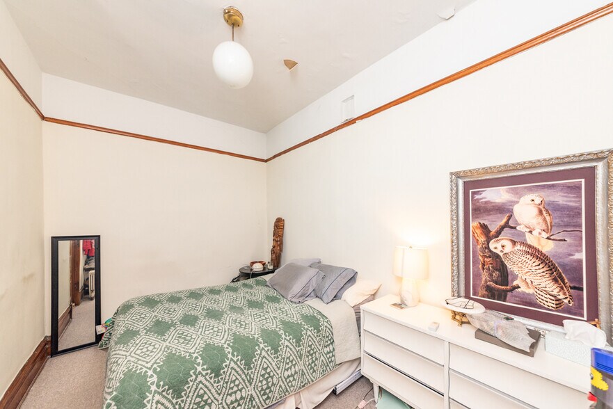 Building Photo - 1722 N Mohawk St