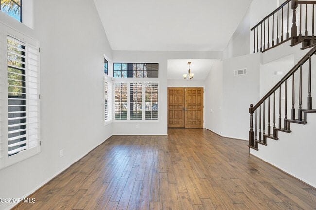 Building Photo - 487 Bernini Ct