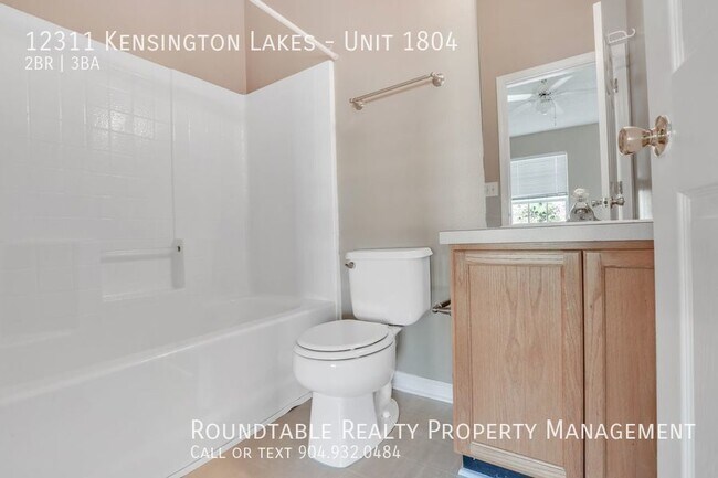 Building Photo - 12311 Kensington Lakes Dr