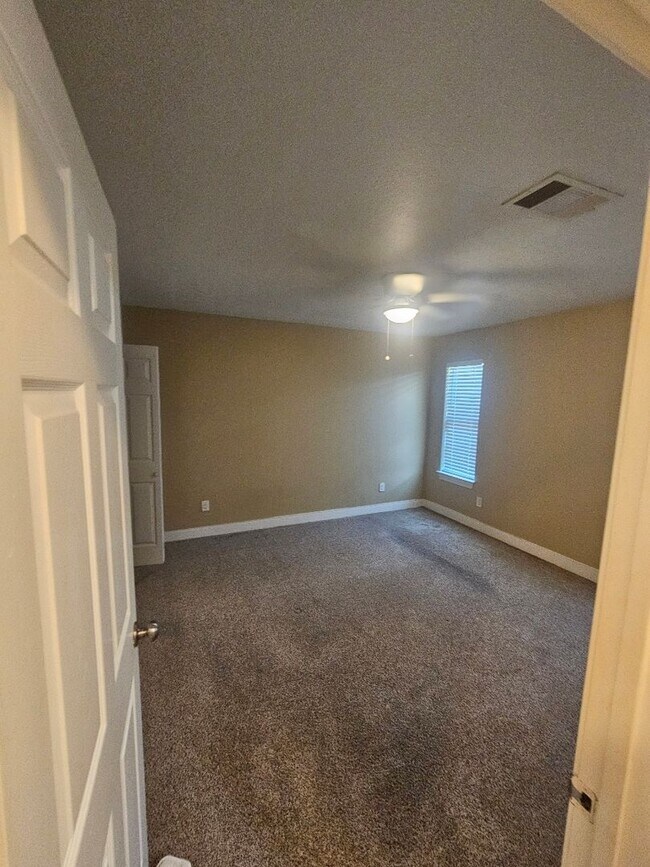 Building Photo - 146 Keo Kea Ct