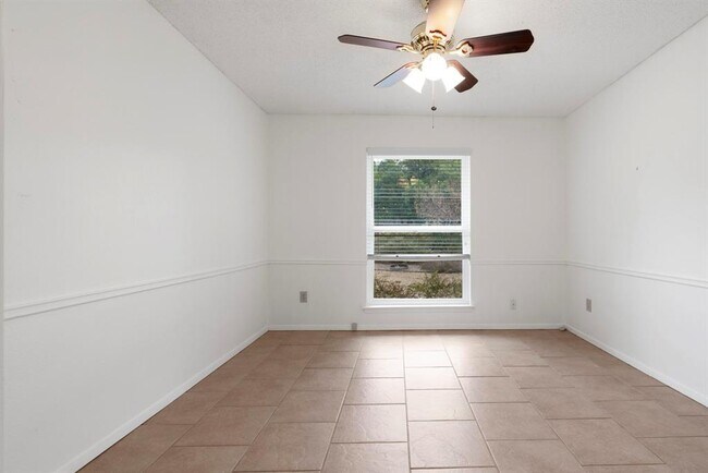 Building Photo - 2624 Barton Hills Dr