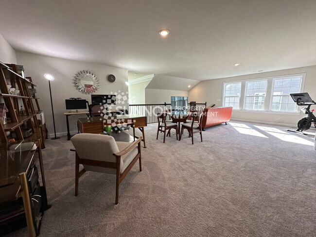 Building Photo - Gorgeous 3 Bed 3 Bath Home in Huntersville