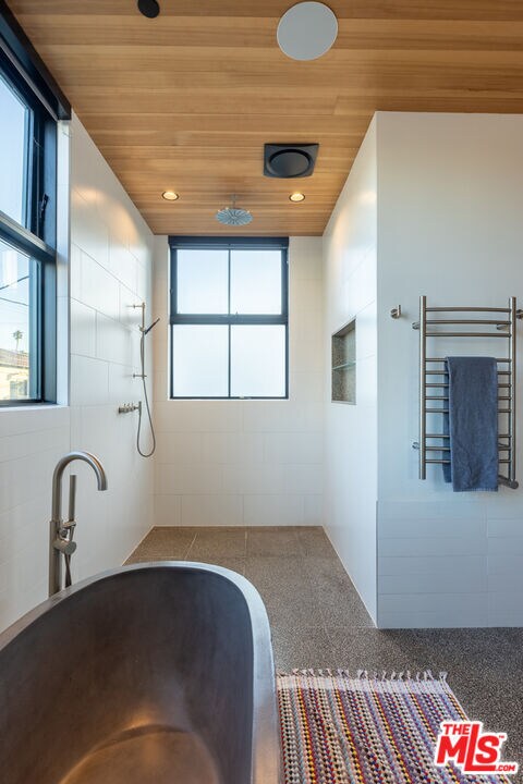 Building Photo - 746 Marco Pl