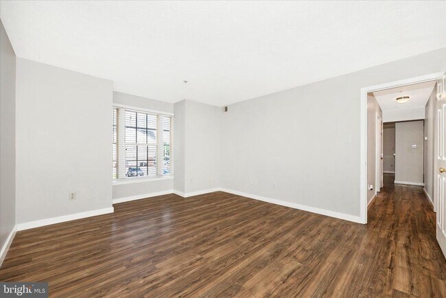 Building Photo - 615 Himes Ave