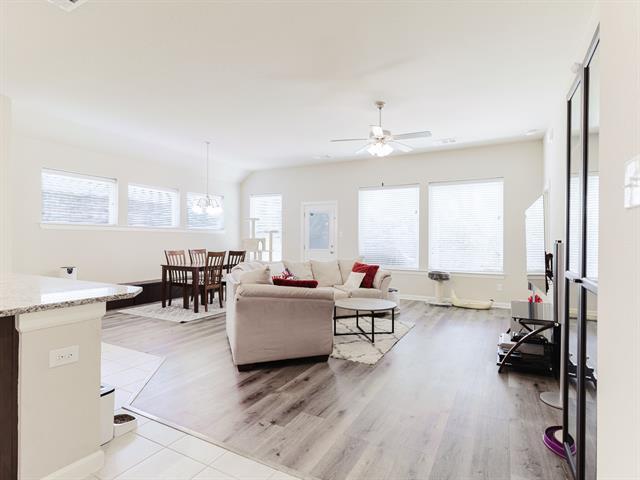 Building Photo - 1904 Highlander Ct
