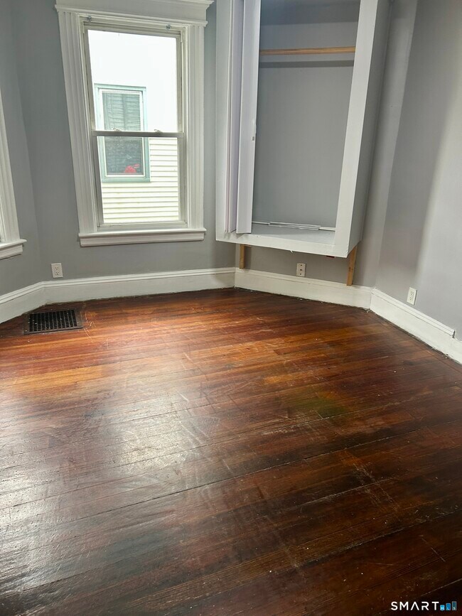 Building Photo - 38 Otis St