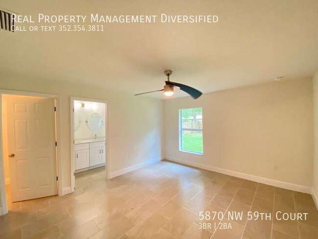 Building Photo - 5870 NW 59th Ct