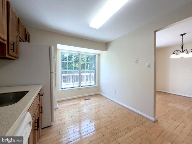 Building Photo - 10509 Smithy Ct