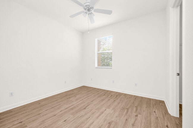 Building Photo - 650 Pacific Grove Dr