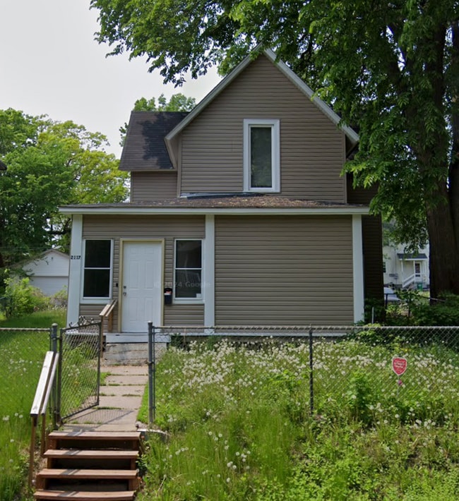 Building Photo - 2117 N Ilion Ave