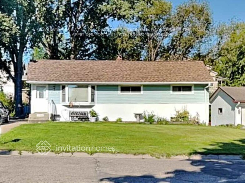 Primary Photo - 1345 9th Ave S