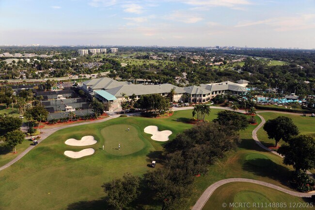 Building Photo - 19550 Sawgrass Dr