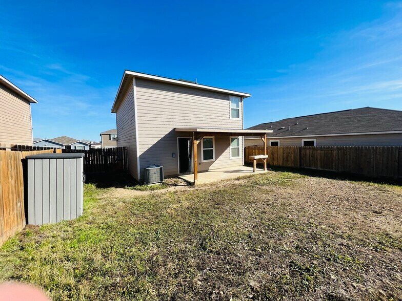 Building Photo - 6751 Sabinal