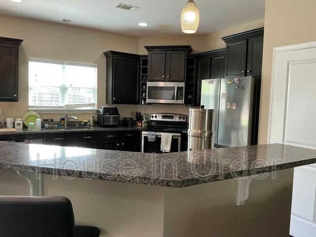 Building Photo - 363 Faulkner Dr