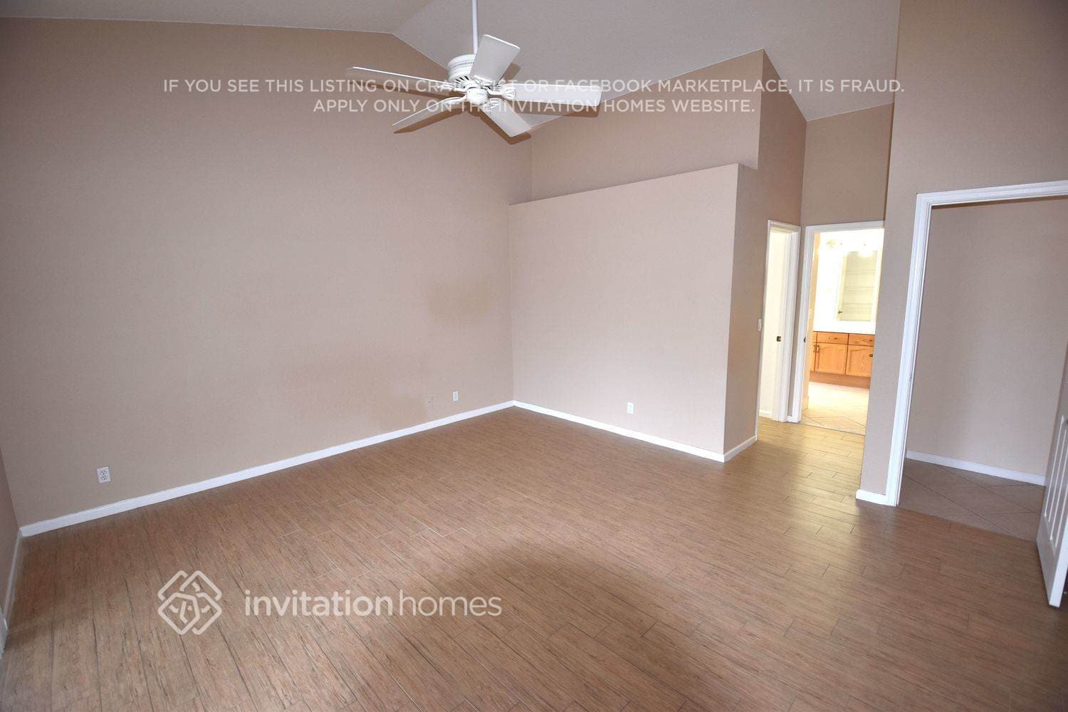 Building Photo - 6863 Blue Bay Cir