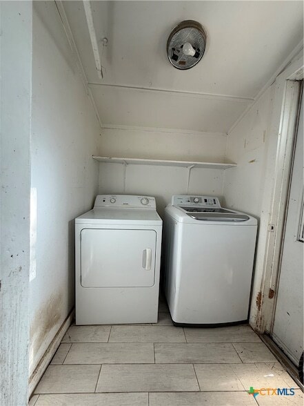 Building Photo - 504 S Brookman