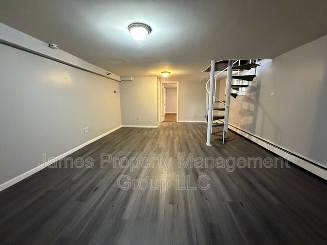 Building Photo - 39 N King Arthur Ct