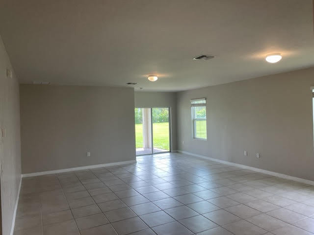 Building Photo - Single Family Home at Entrada