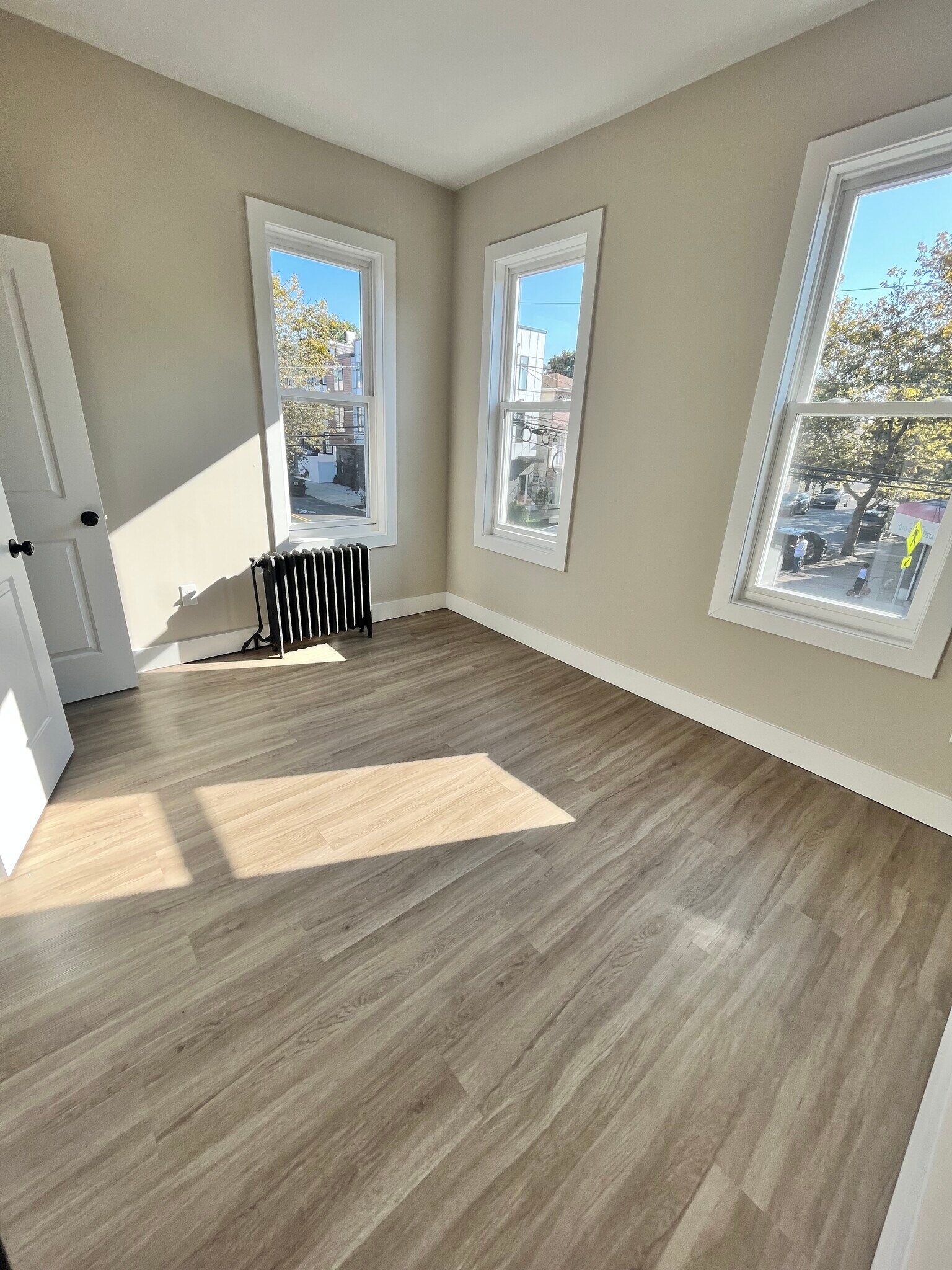 218 Bowers St 2 - 220 Bowers St