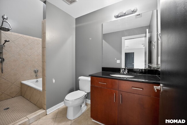 Building Photo - 1273 MacKintosh pknw