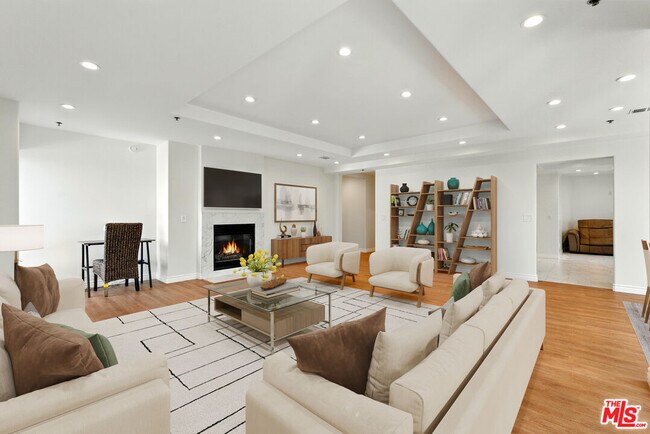 Building Photo - 10336 Wilshire Blvd