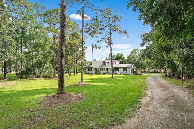 Building Photo - 11828 171st Ln N