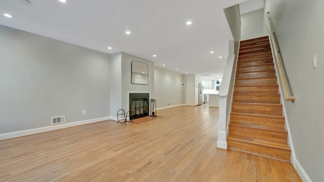 Building Photo - 29 Bates St NW